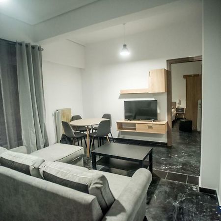 Explore Greece From Bright City Centre Apartment Chalkida Luaran gambar