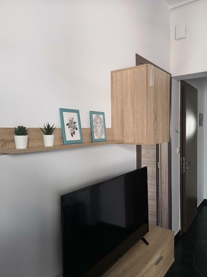 Explore Greece From Bright City Centre Apartment Chalkida Luaran gambar